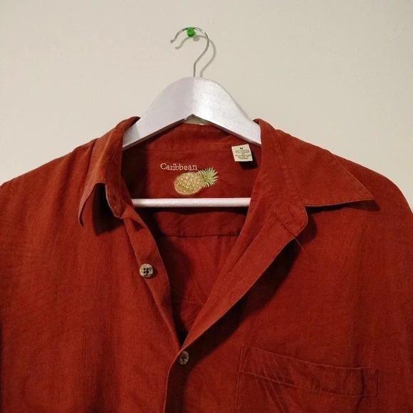 Men's Caribbean Size Medium Silk Blend Tropical Rust Top Button Up - Picture 3 of 6